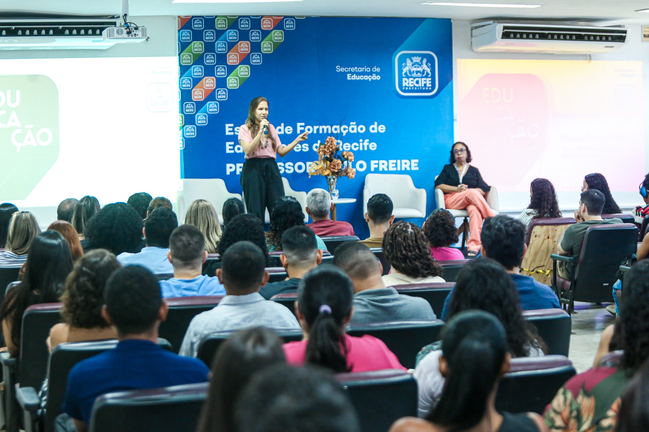 Formação integra novos AADEEs com foco em educação inclusiva e primeiros socorros