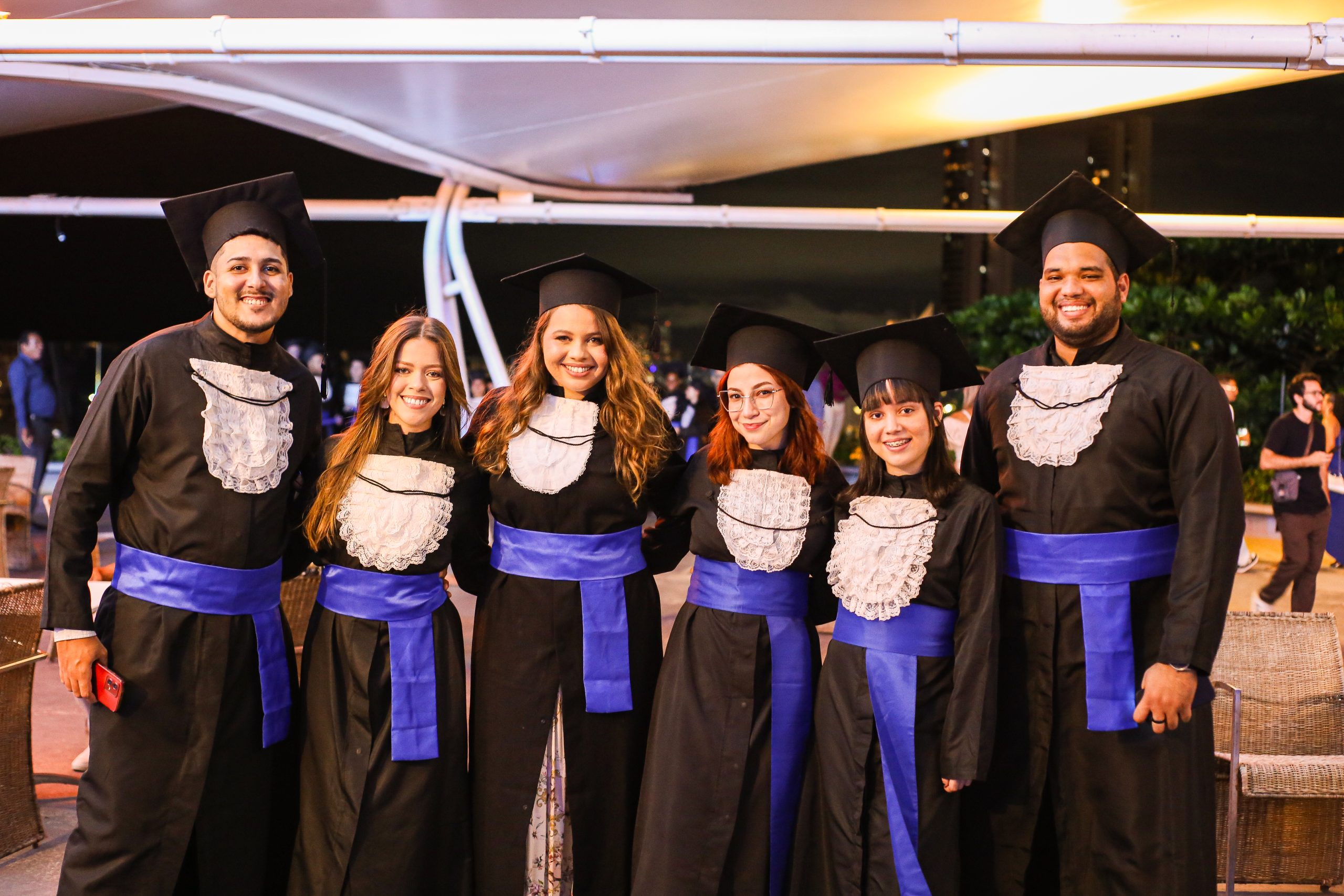 Prefeitura do Recife celebra formatura do Embarque Digital e reforça qualificação de jovens para o mercado de tecnologia